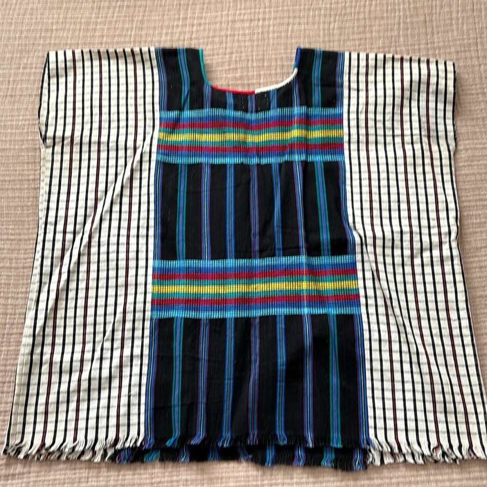 VINTAGE: Multicolored Woven Guatemalan Top - Picture 6 of 8